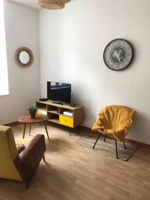 Appartement en duplex à Auxonne Exterior foto